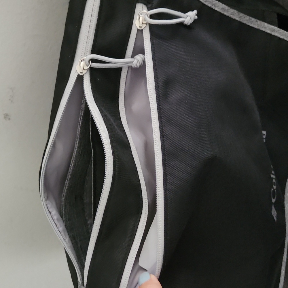 Columbia messenger style diaper Bag - Picture 4 of 7